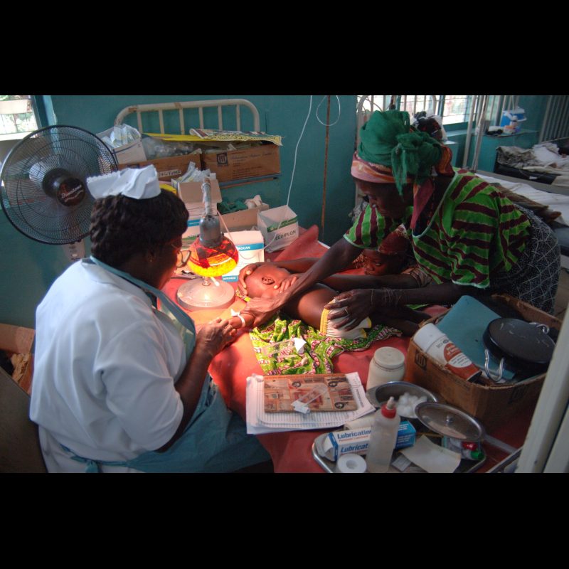 NALERIGU, Ghana Nurse Rose Nantonah sets an IV for a young child at the Baptist Medical Centre in Nalerigu, Ghana. The hospital provides essential pediatric care to families across northern Ghana, often under challenging conditions.